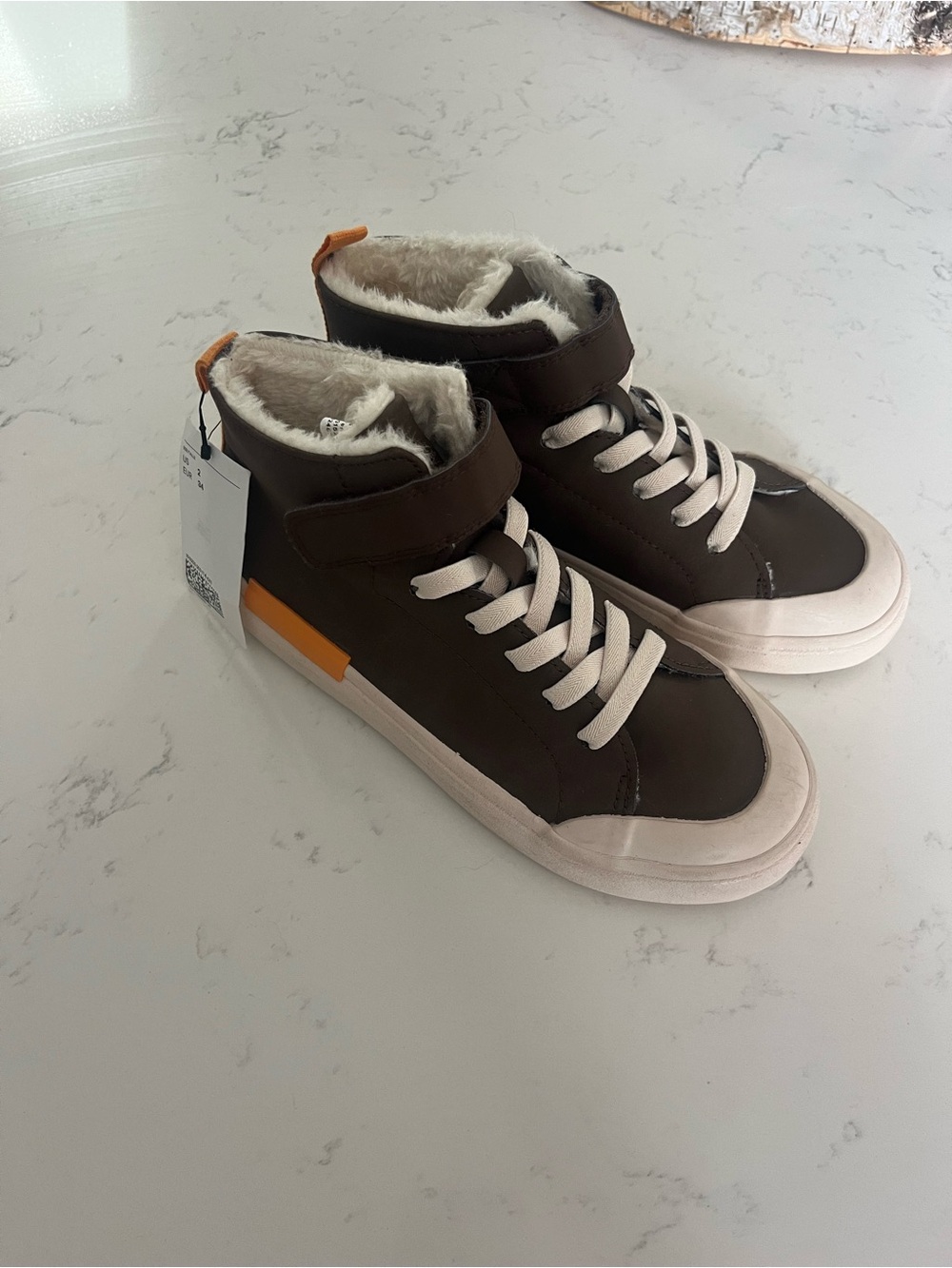 Boys High-Top Casual Sneakers in Dark Brown with Shearling Lining